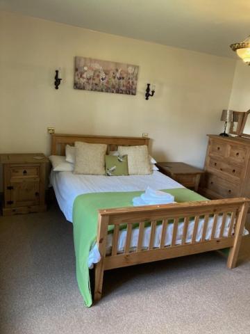 The George Inn & Millingbrook Lodge Ltd Lydney Kültér fotó