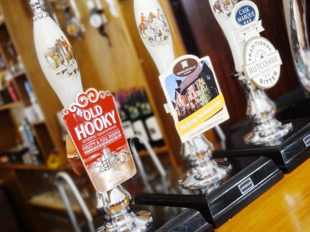 The George Inn & Millingbrook Lodge Ltd Lydney Kültér fotó